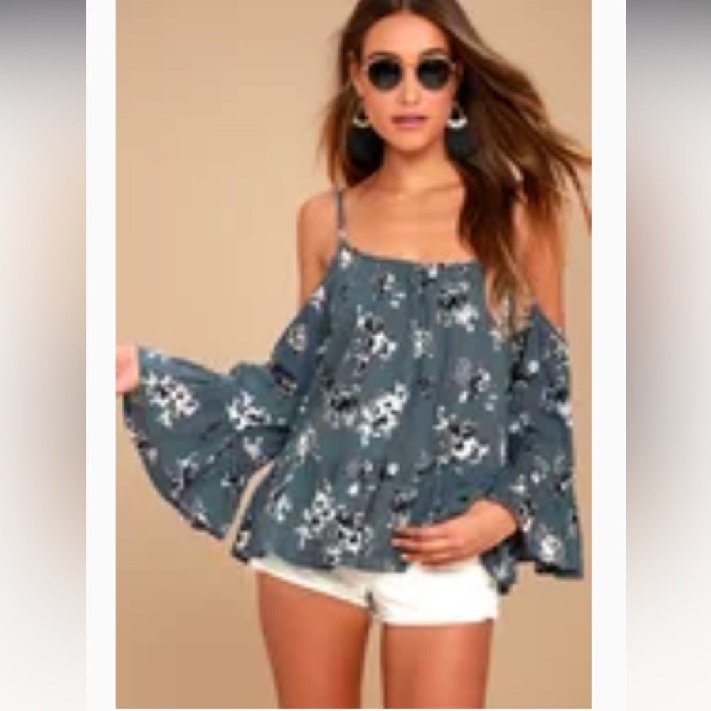 Lulu's Floral Cold Shoulder Blouse - Blue and White